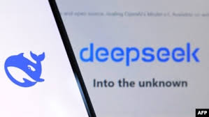 Colaboración entre DeepSeekChat y iWeaver: mejora de las conversaciones con inteligencia artificial